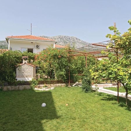 Lovely Apartment In Kastel Kambelovac With Wifi Kastela Luaran gambar